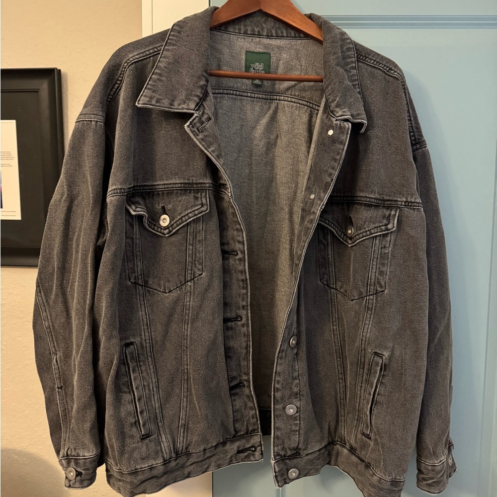 Wild Fabel
Denim Jacket
Medium grey wash
XXL